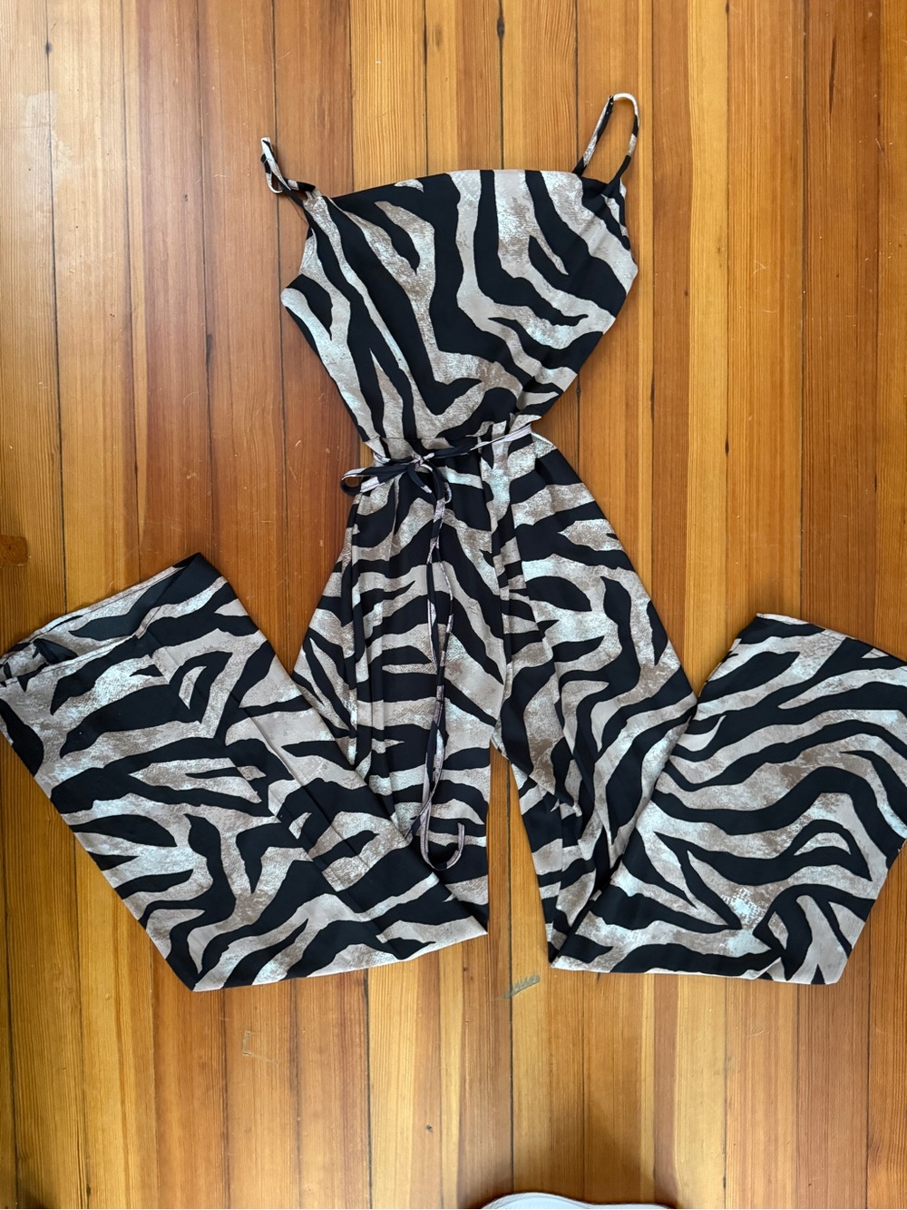 VENUS Zebra Print Wide Leg Jumpsuit Size 6 Tie Waist Strappy